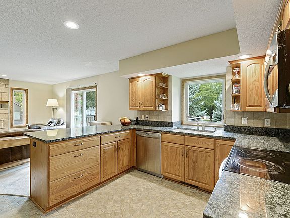 2nd image of 1208 Emerson Ct