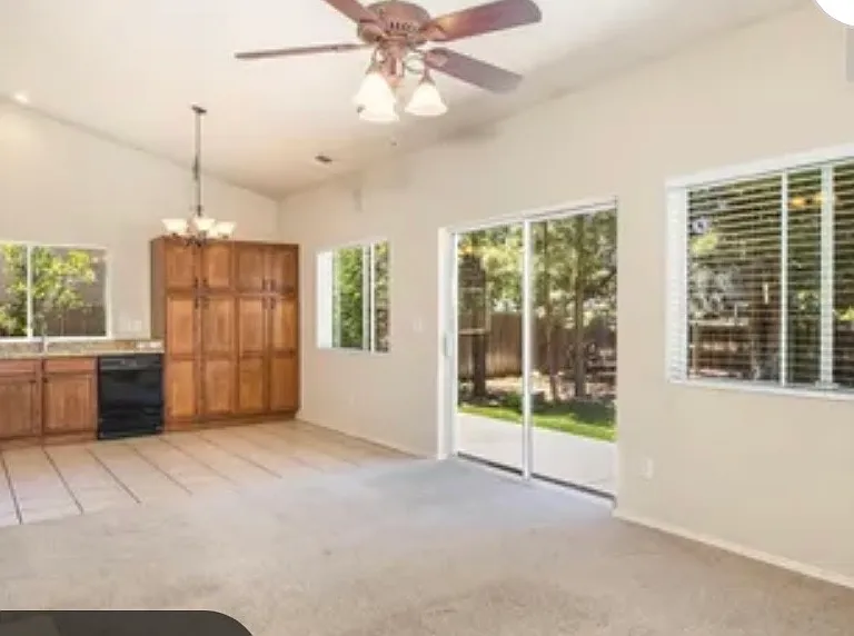 1024 W Lil Ben Trl — Photo 19
