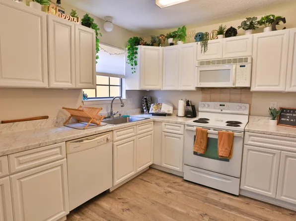 92 5th Ave Unit 10, Shalimar, FL 32579