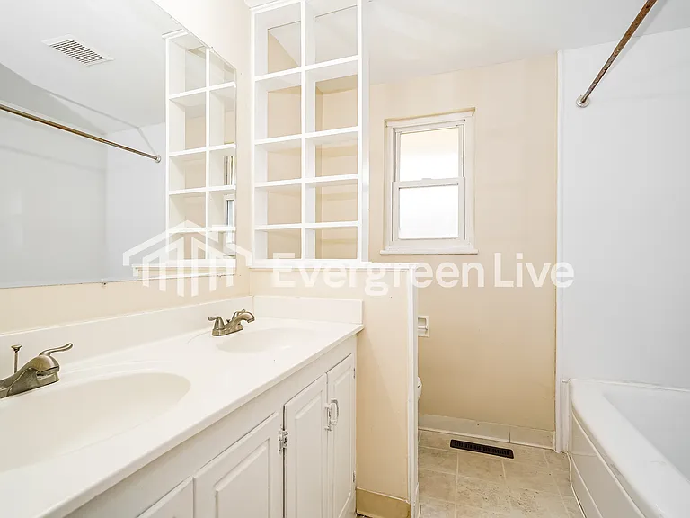 6868 Gilette Dr — Photo 13