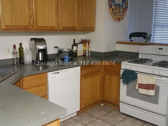 5th image of 1951 N Dayton St #1