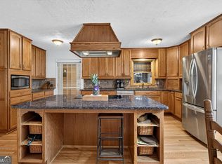 3009 Meadow Dr, Marietta, GA 30062