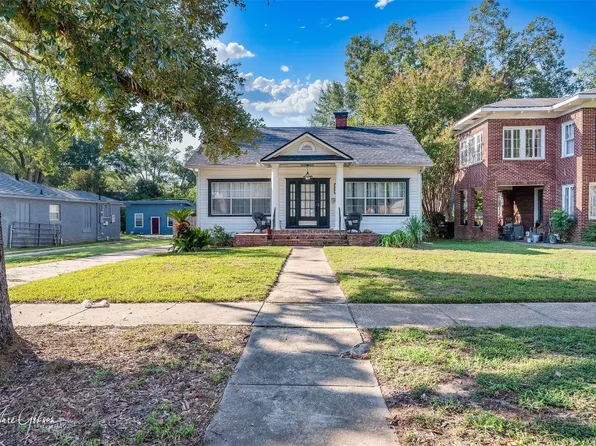 329 College St, Shreveport, LA 71104