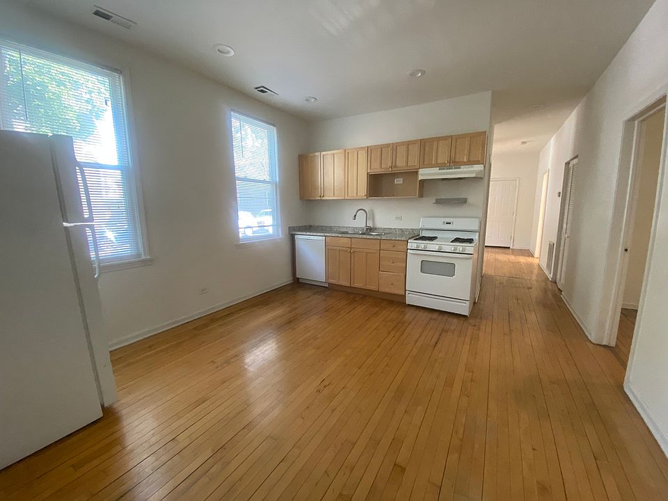 1st image of 3735 W Diversey Ave APT 1R
