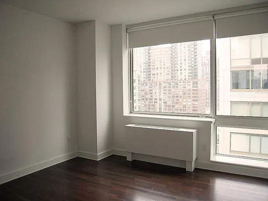 Rented by Sotheby's International Realty | media 42