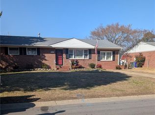 8325 Mona Ave, Norfolk, VA 23518