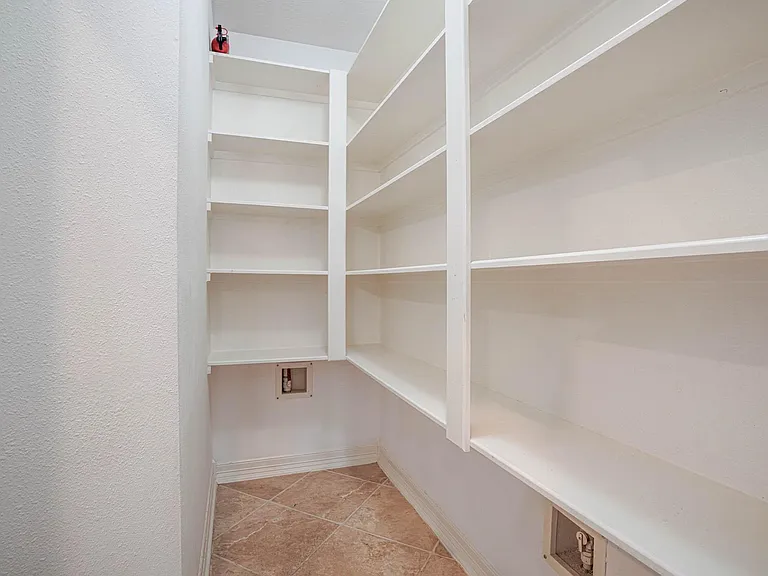 6331 Collina Springs Ct — Photo 7