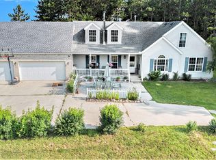 2425 N Colling Rd, Caro, MI 48723