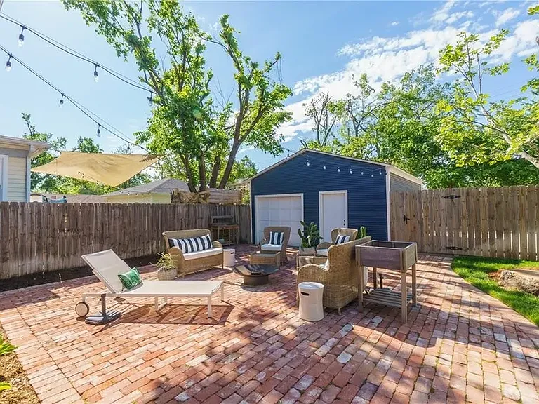 720 NW 18th St — Photo 22