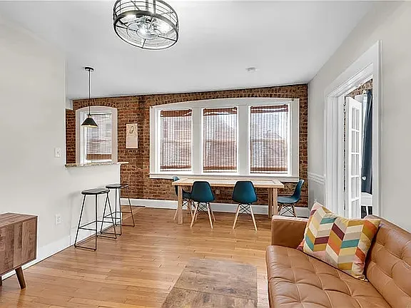 1 bed, 625 sqft, $2,100 — Photo 3