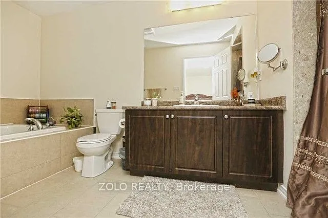 92 Golden Springs Dr #UPPER LEVEL — Photo 17