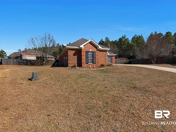3rd image of 330 Allison Ct