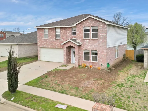 3928 Fox Run Dr, Fort Worth, TX 76123