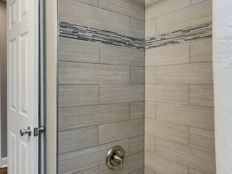 121 Dennis Rd — Photo 8