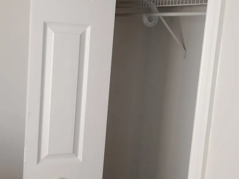102 Colter Dr — Photo 2