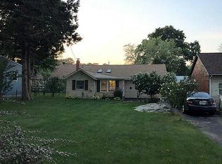 32 Platt St, Bristol, RI 02809