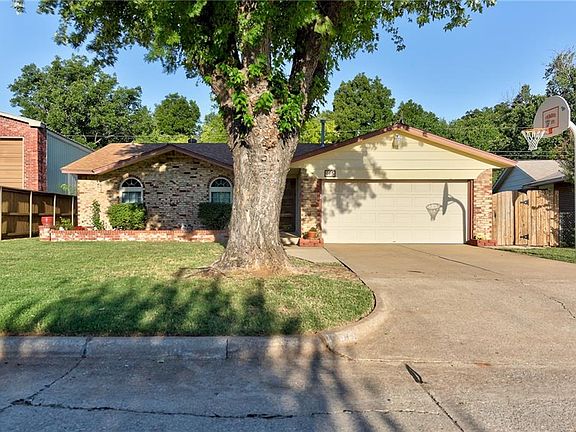 4th image of 145 Philbrooke Dr