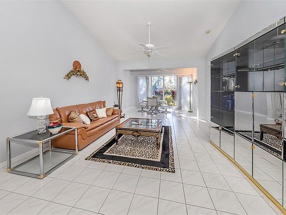 4th image of 853 Tartan Dr #12