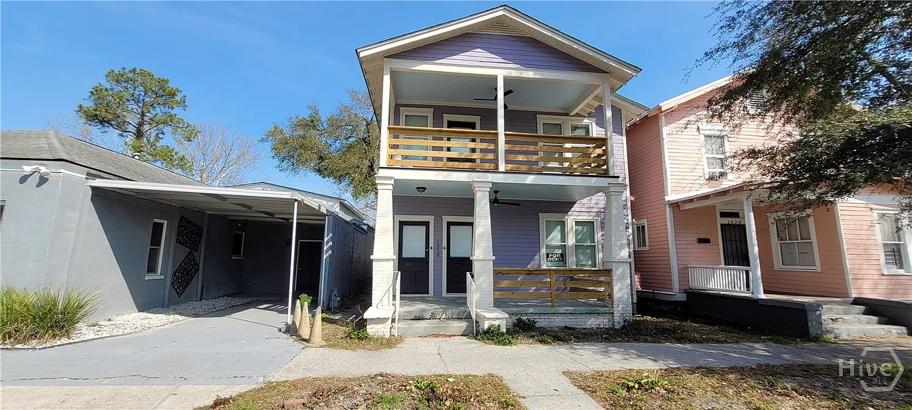 2 bed, 1.0 bath, 1040 sqft, $1,600 — Photo 1