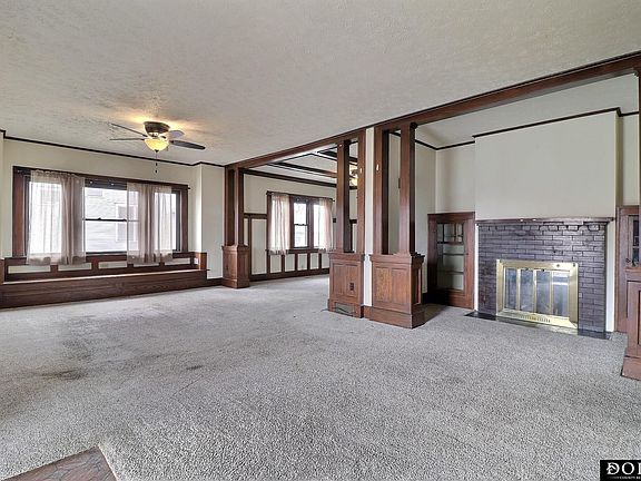 2nd image of 1521 N Broad St