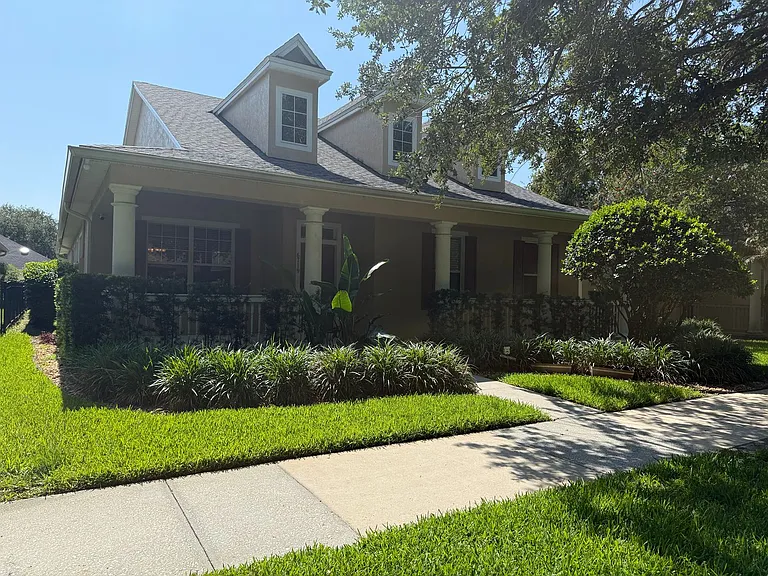 6719 Romney Ln — Photo 1