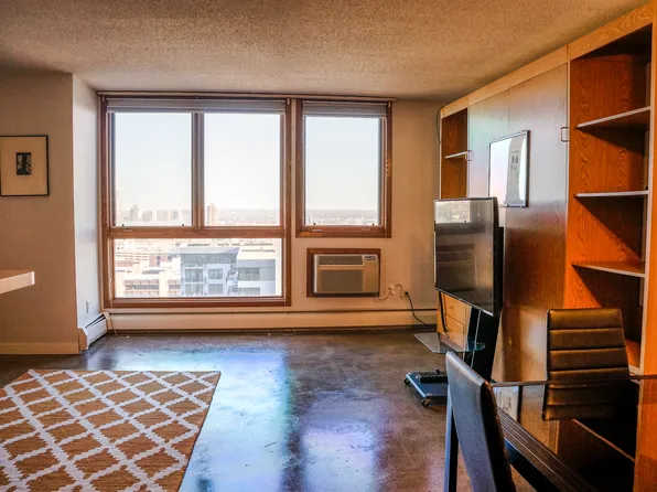 433 7th St S #2222, Minneapolis, MN 55415
