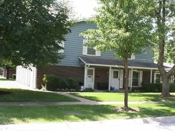 770 Pahl Rd, Elk Grove Village, IL 60007