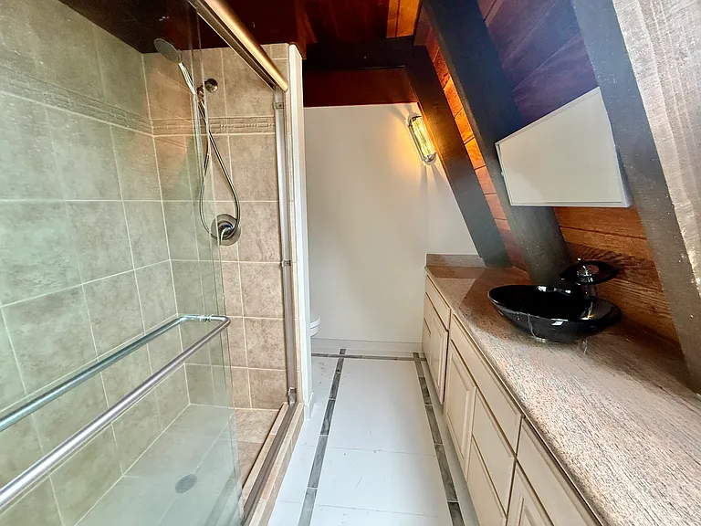 76 Dominican Dr — Photo 16