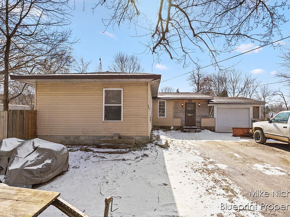 1st image of 840 Gregg St