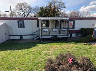 100 Louise St, Woodbridge, VA 22191