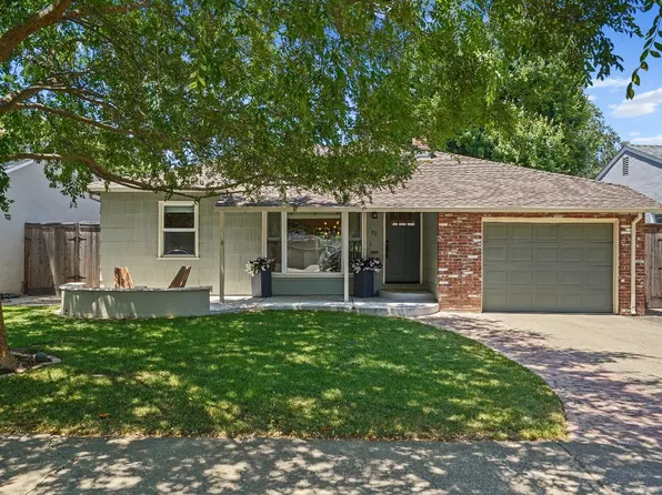 92 45th St, Sacramento, CA 95819