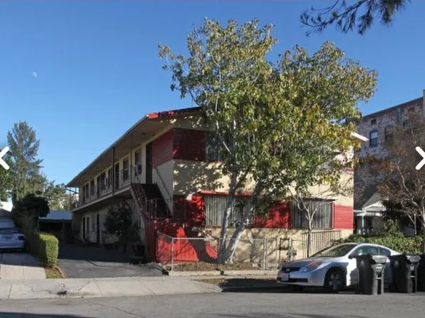 1736 N Kenmore Ave #1, Los Angeles, CA 90027