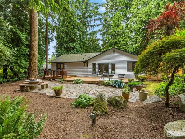 23407 35th Avenue W, Brier, WA 98036