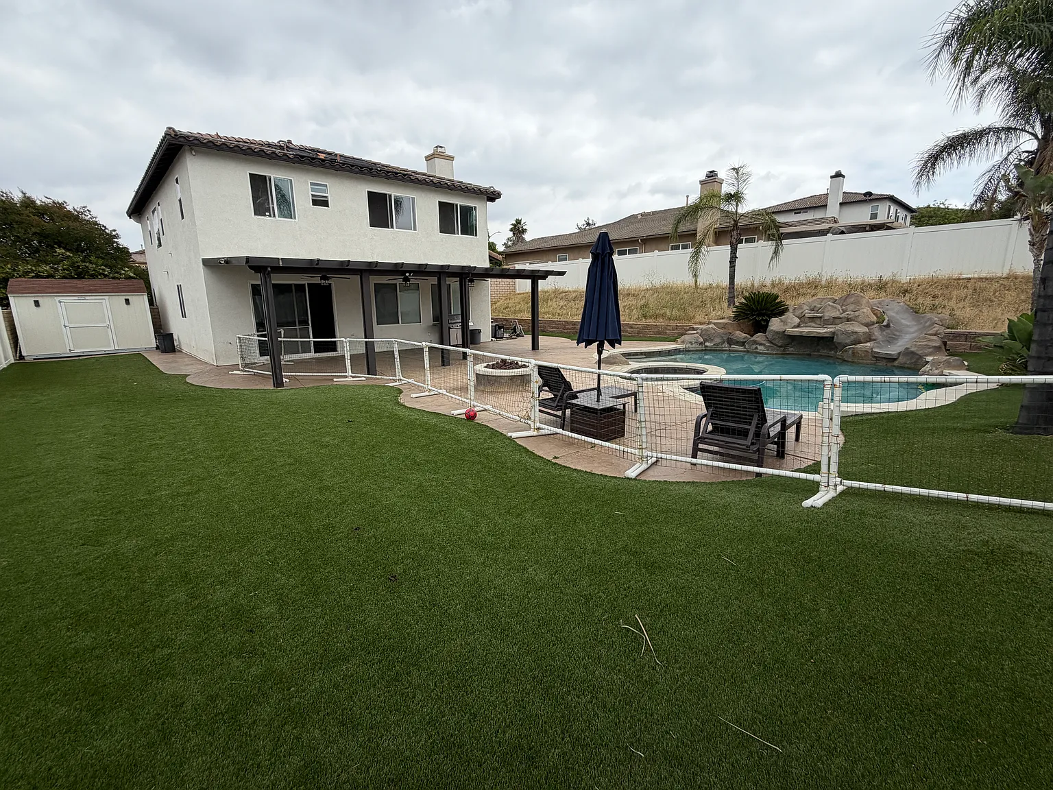 3 bed, 2.5 bath, 2500 sqft, $3,700 — Photo 2