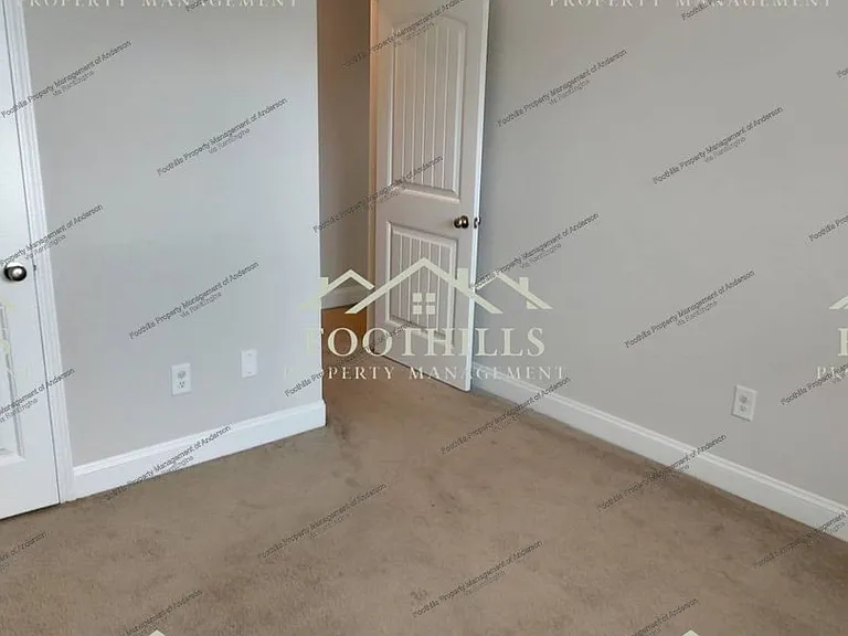 155 Norfolk Cir — Photo 11