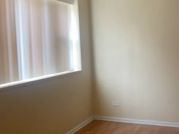 7401 S Saint Lawrence Ave #1, Chicago, IL 60619
