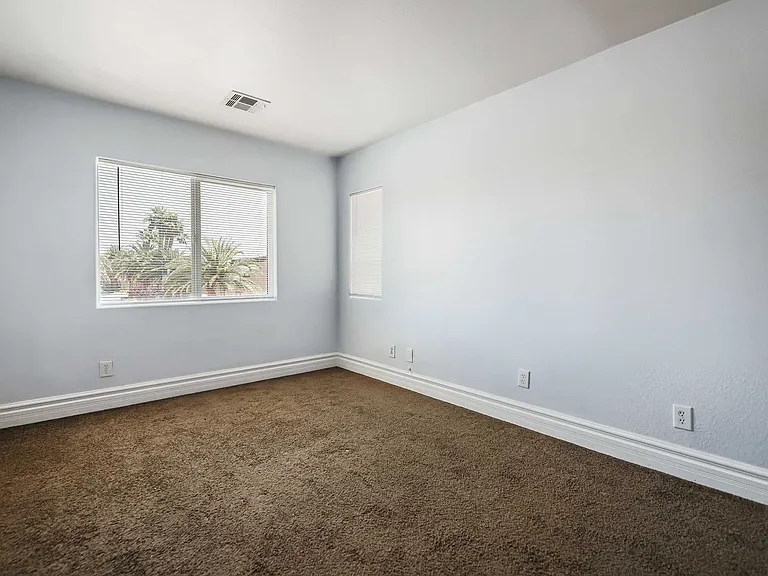 367 Dog Leg Dr — Photo 14