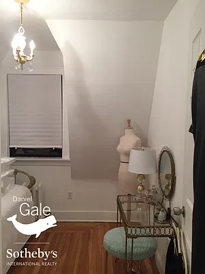 Rented by Daniel Gale Sotheby's International Realty | media 16