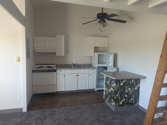 2nd image of 721 N 1st St APT B
