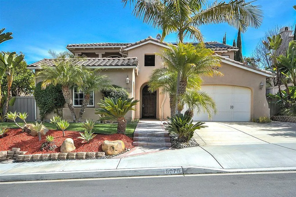 Building Photo - 8070 Camino Montego