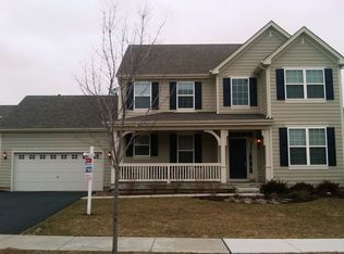 302 Sonora Dr, Elgin, IL 60124