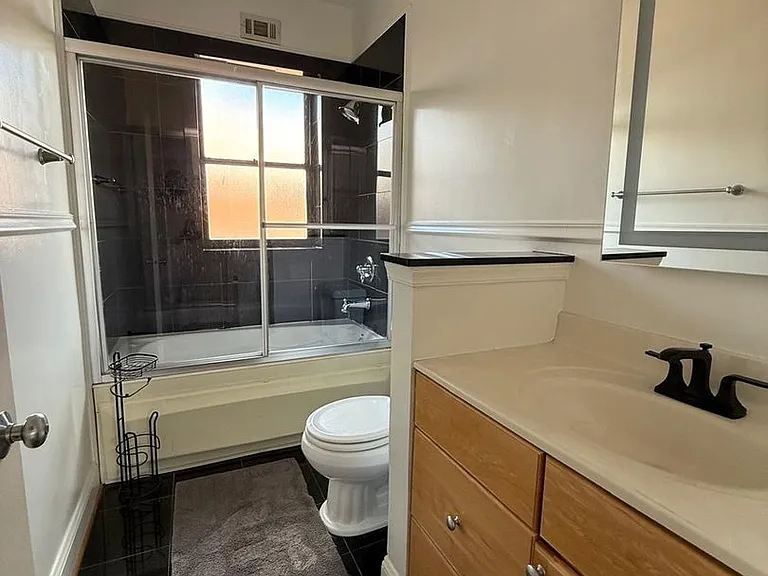 55 M St NW #401 — Photo 9
