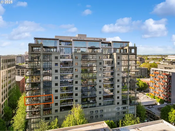 1025 NW Couch St Unit 714, Portland, OR 97209