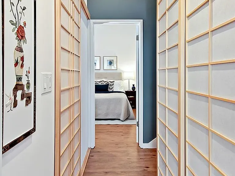 1111 E John St #1 — Photo 10