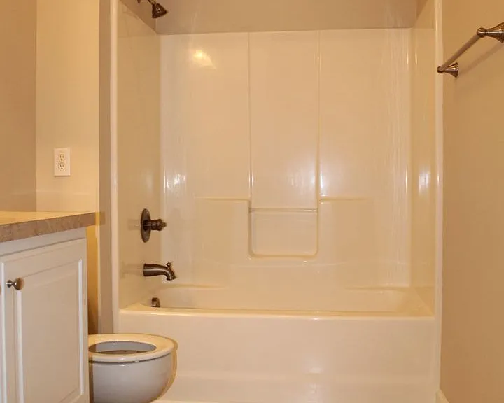205 Stillwater Creek Dr — Photo 16