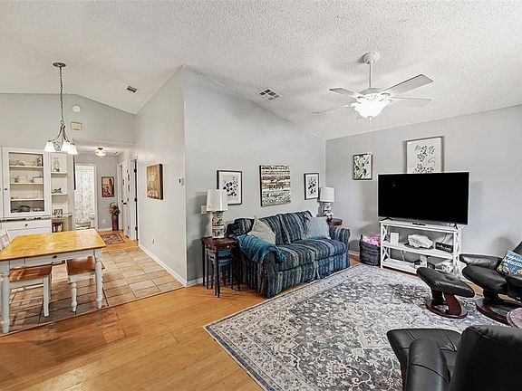 3rd image of 1934 29TH AVENUE N