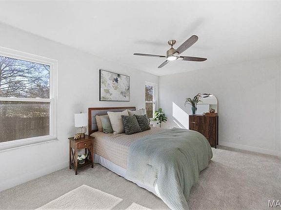 5th image of 170 Saddleford Dr