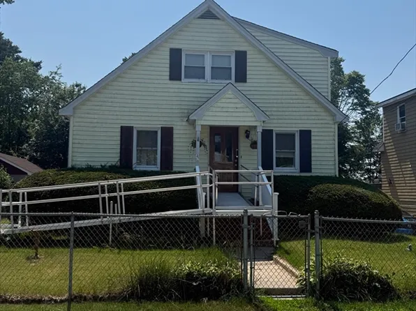 42 Alder Rd, Norton, MA 02766