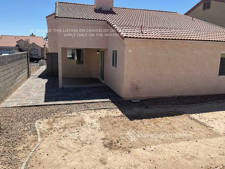 1629 Palmae Way — Photo 12