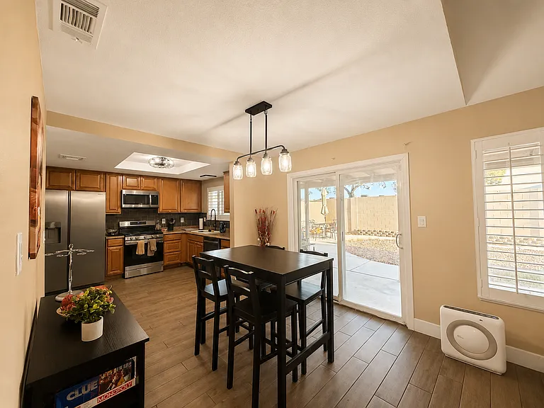 6717 Atwood Ave #4 — Photo 10